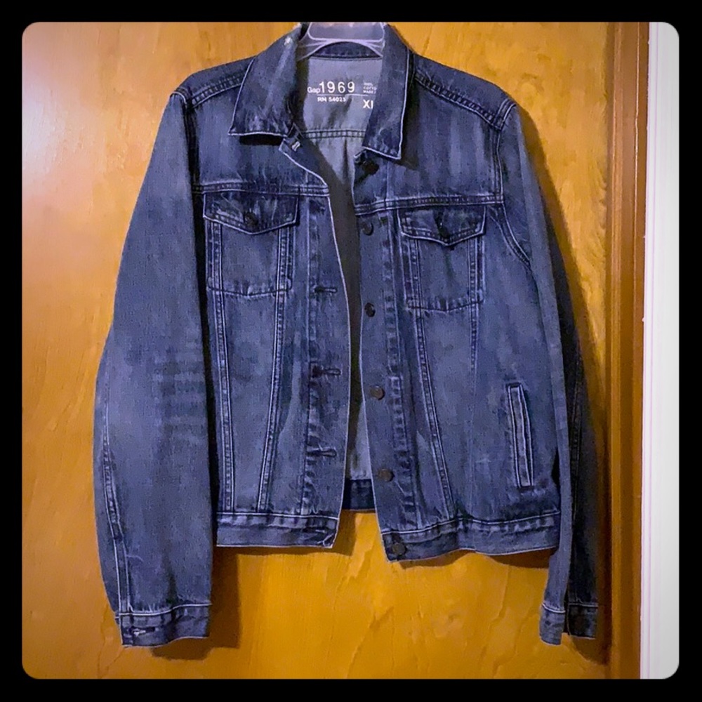 1969 Gap distressed jean jacket